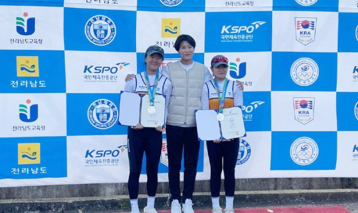 은메달을 획득한 유지현.임도영 선수