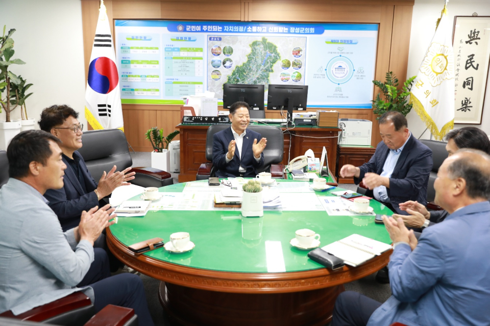 사진 장성군의회 제공